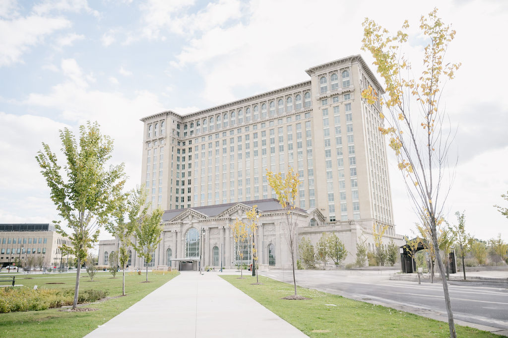 metro detroit wedding venue, michigan central station