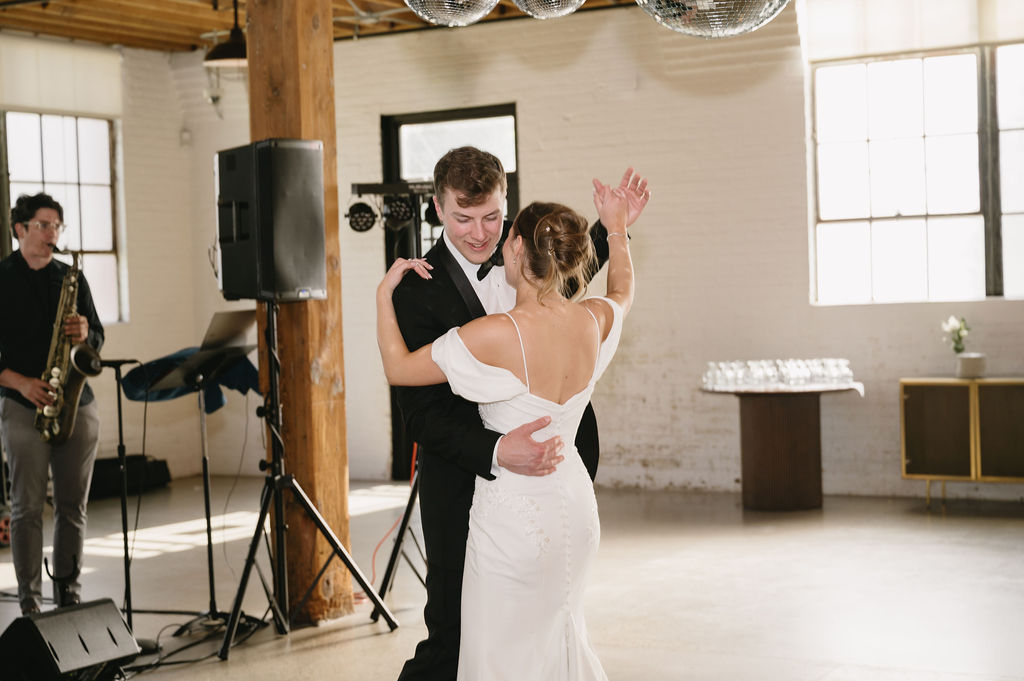 bride and groom's first dance