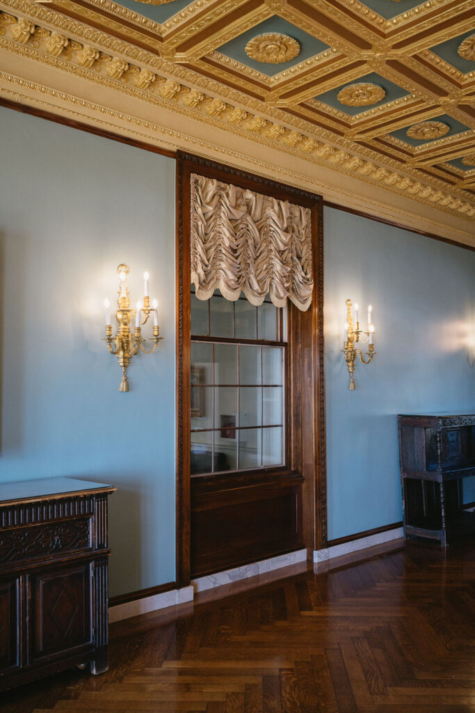 Alger House library inside the War Memorial wedding venue
