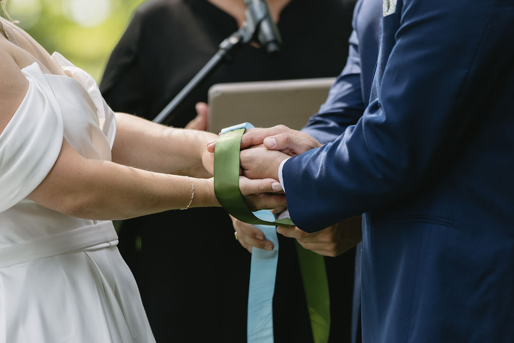 hand tying wedding ceremony