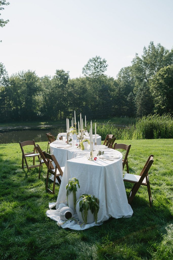 reception table set up